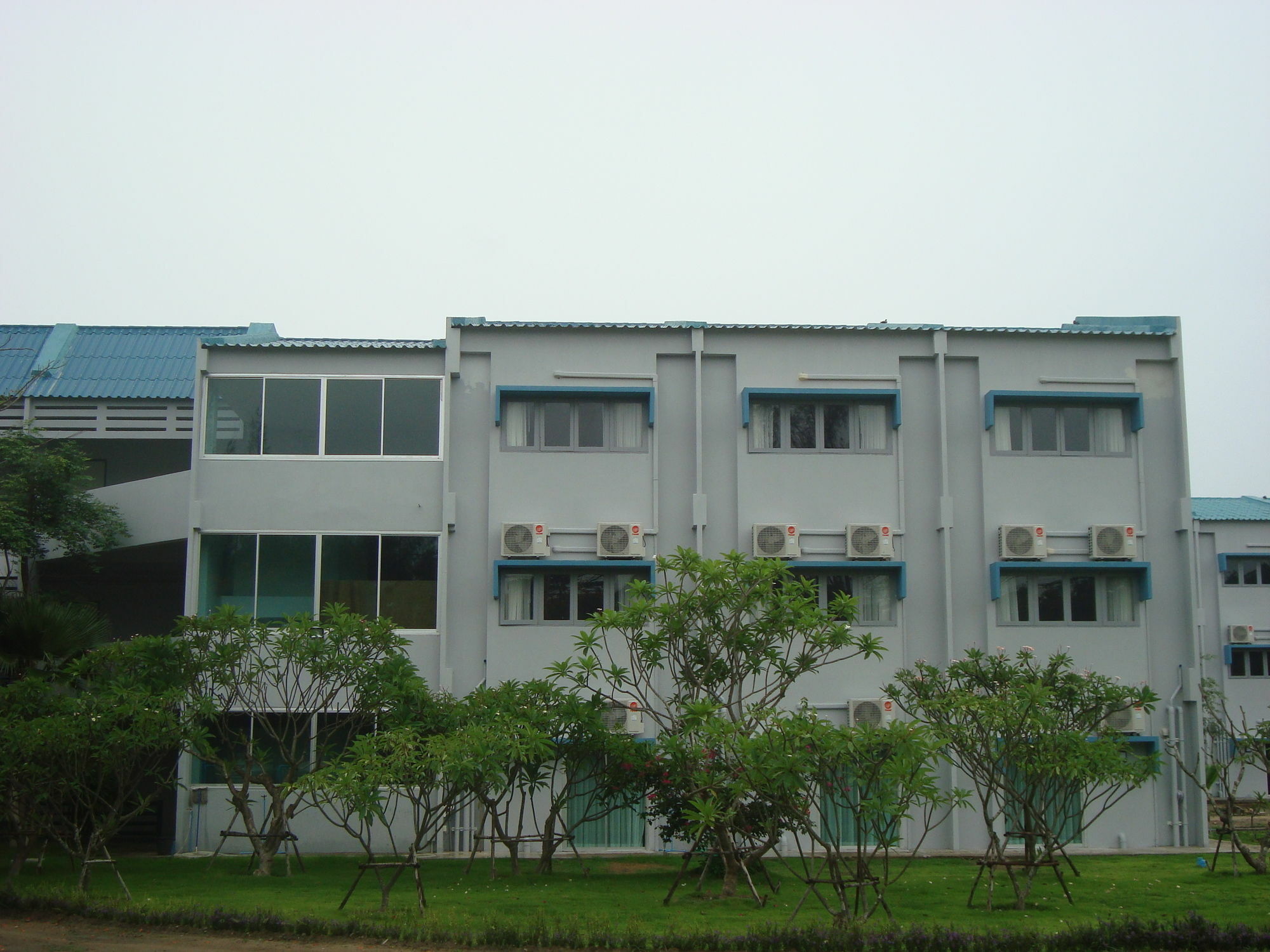 Addera Residence HHQ Exterior photo
