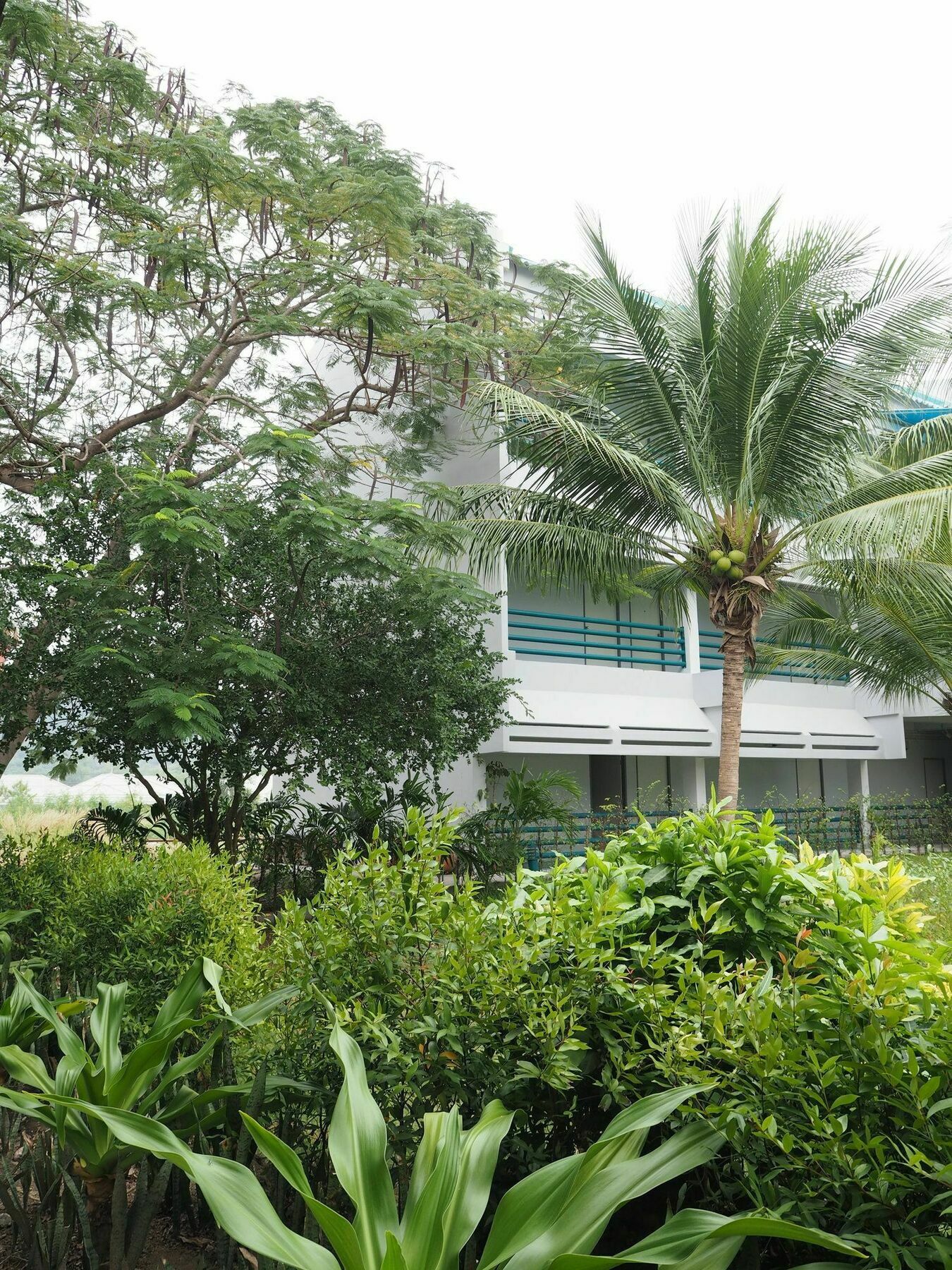 Addera Residence HHQ Exterior photo
